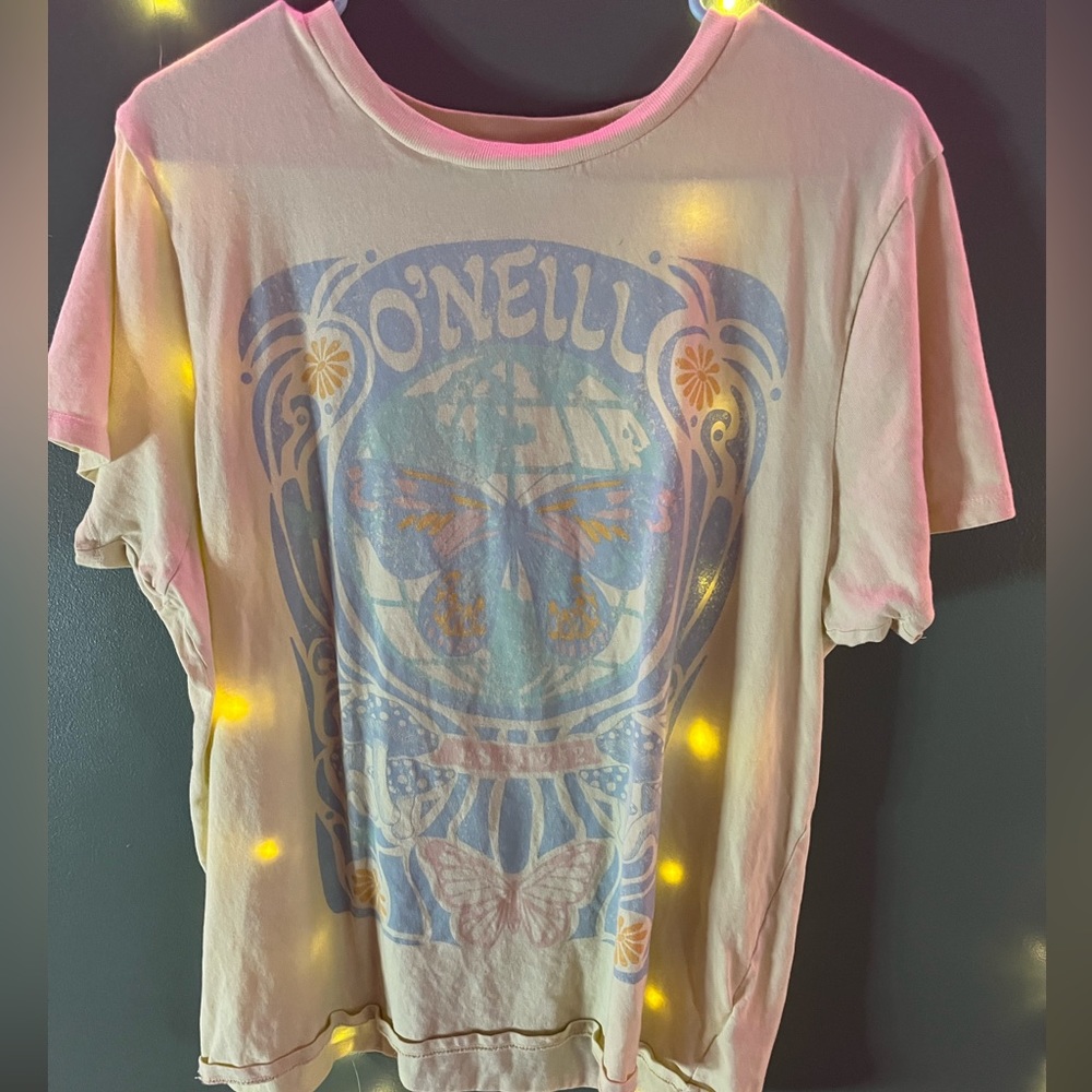 Yellow O’Neill shirt with cute design